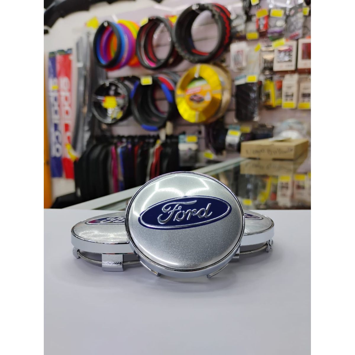 GENERICO - Set X4 Tapas centro de Llantas de autos 56mm universal ford