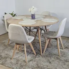 CORI CORI - Juego de Comedor Mesa Wood 100cm + 4 Capitonne Velvet