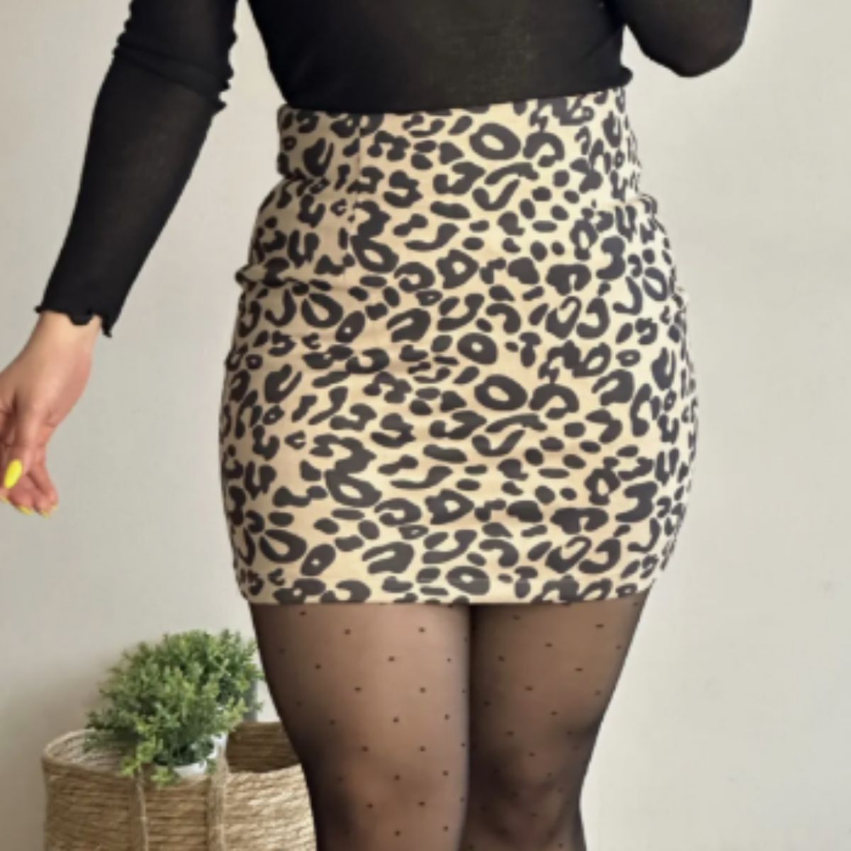 MAGIC - Falda Ajustada Corta Estampado Leopardo