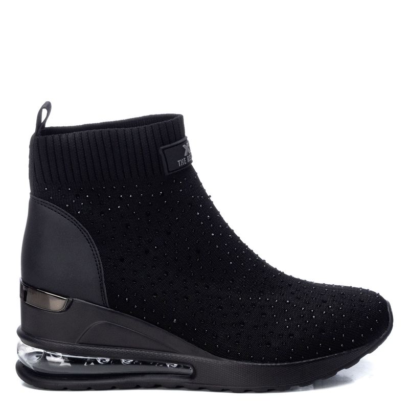 XTI - Zapatilla Urbana Mujer Cuero Negro Xti
