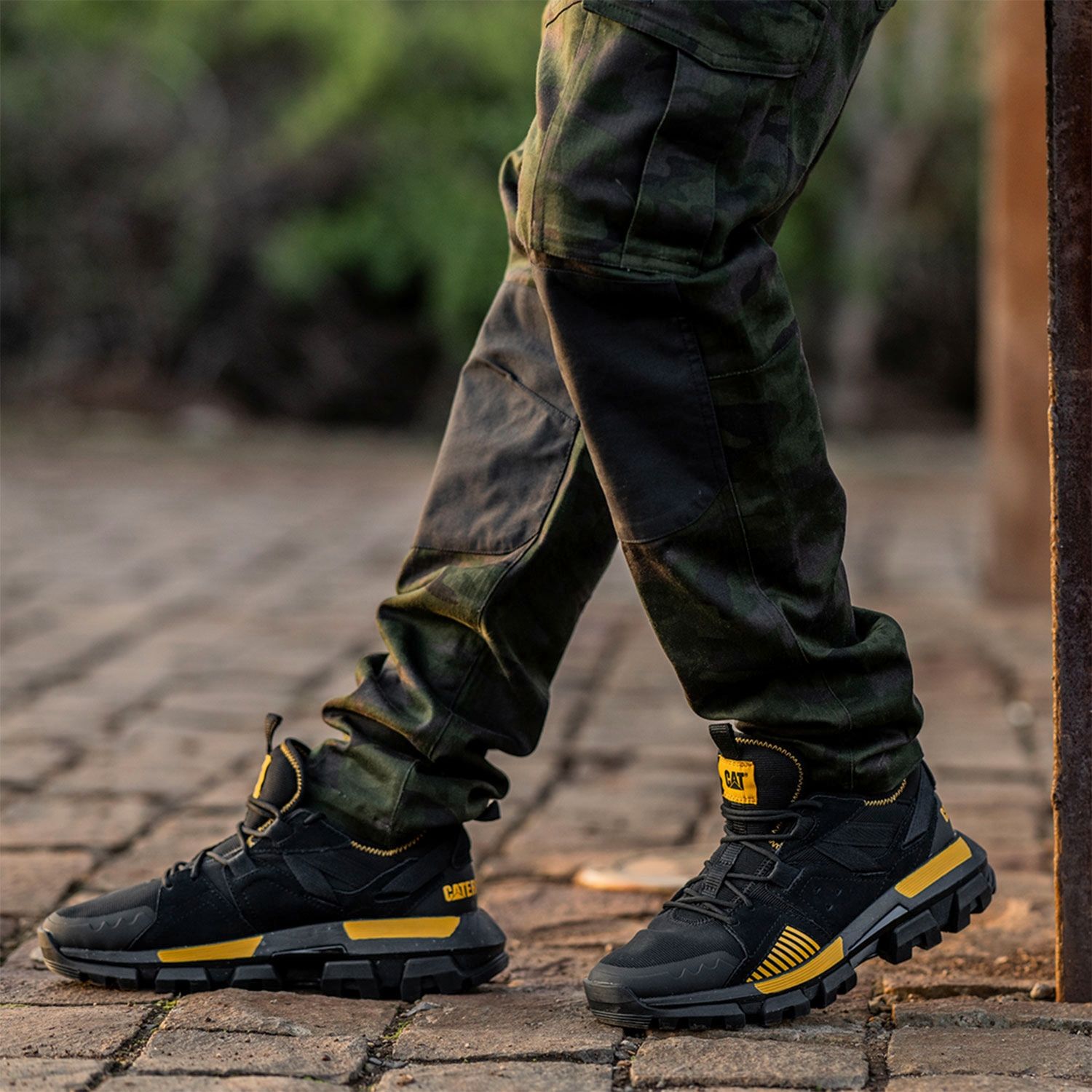 CAT Raider Zapatilla Urbana Hombre Cuero Negro Cat