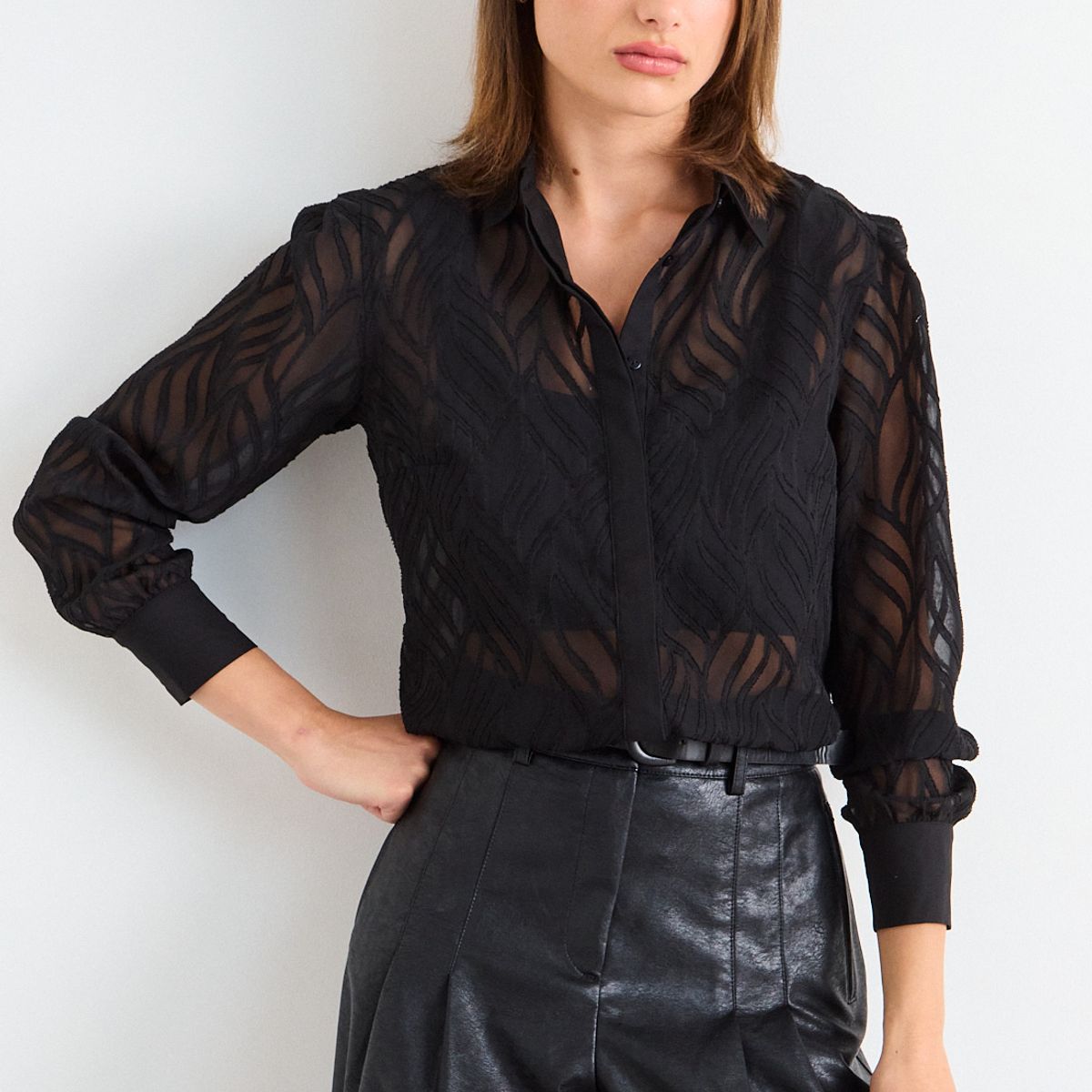 IO - Blusa Lisa Mujer Negro Io
