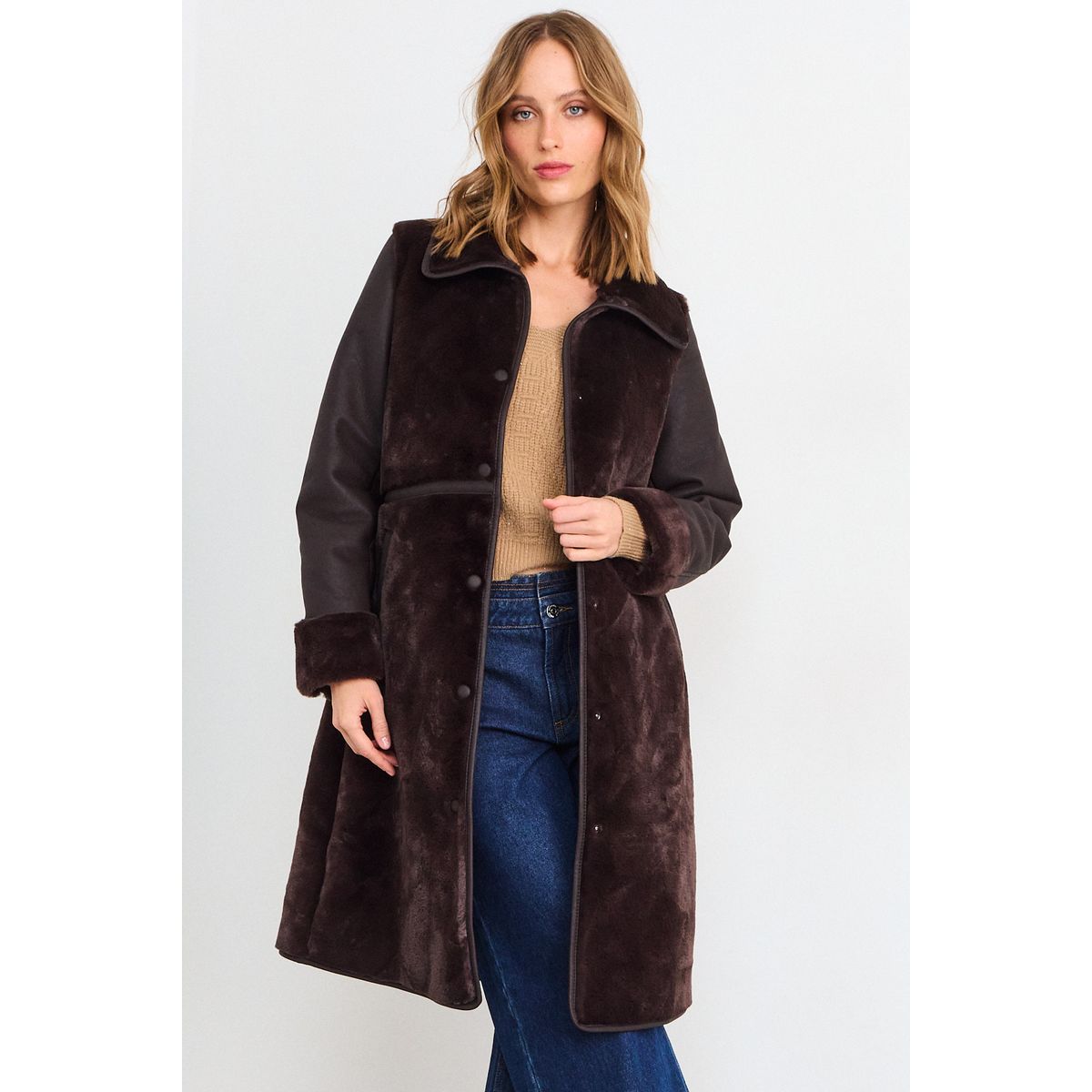 IO - Chaqueton Liso Mujer Café Io