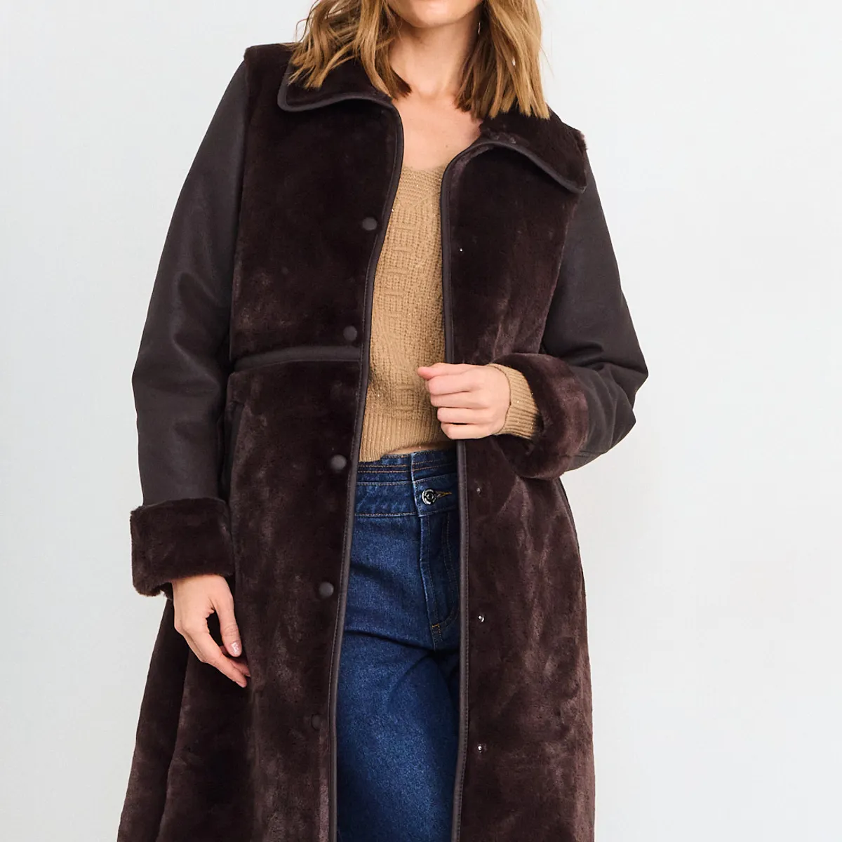IO - Chaqueton Liso Mujer Café Io