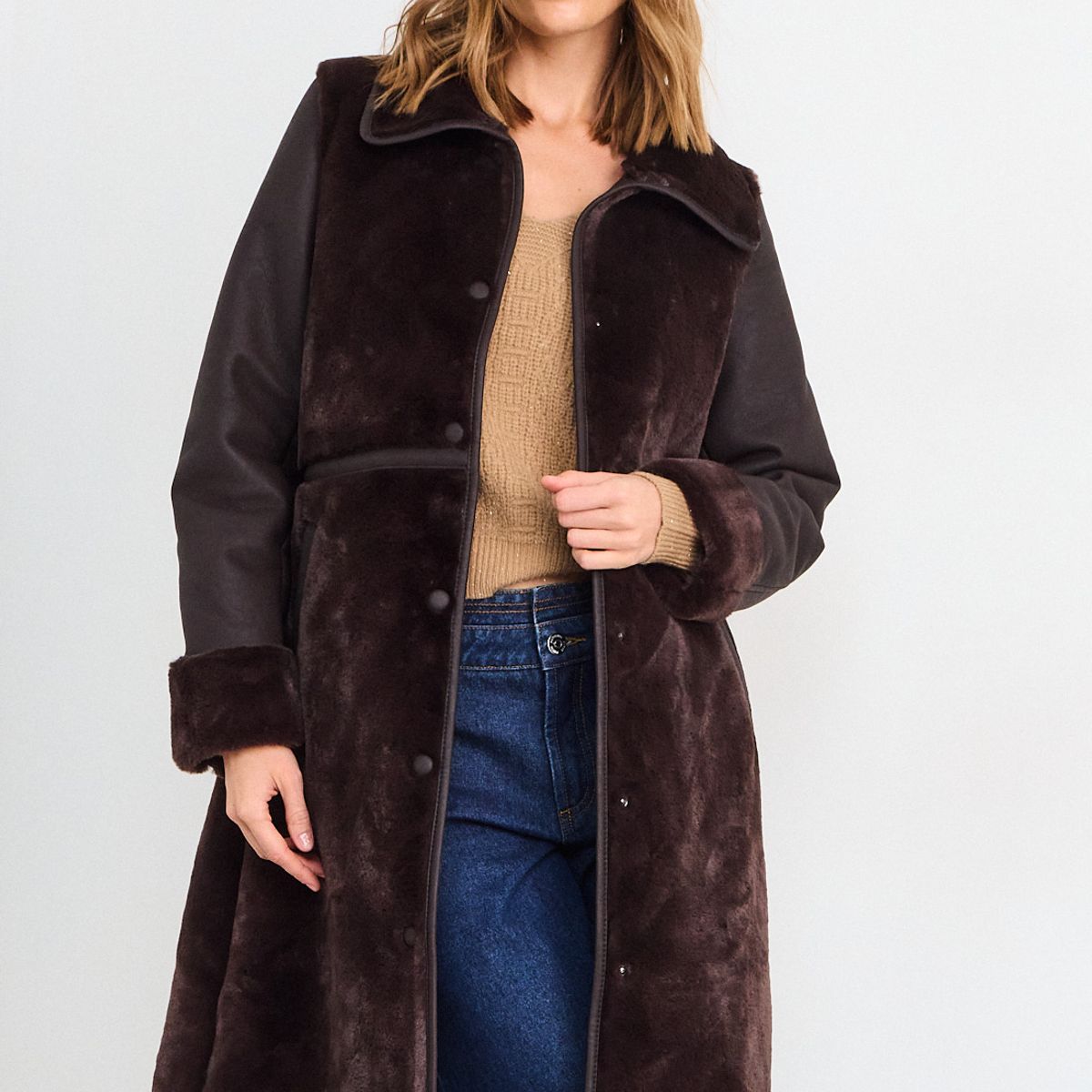 IO - Chaqueton Liso Mujer Café Io