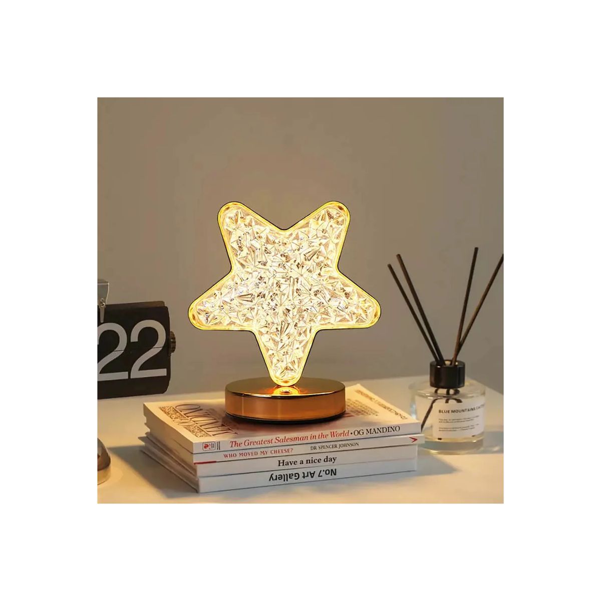 GENERICO - Lámpara de Mesa LED Recargable Diseño Estrella Dorado 3 Tonos