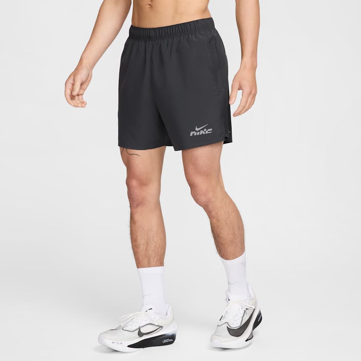 NIKE - Short Nike Challenger Flash Negro Hombre