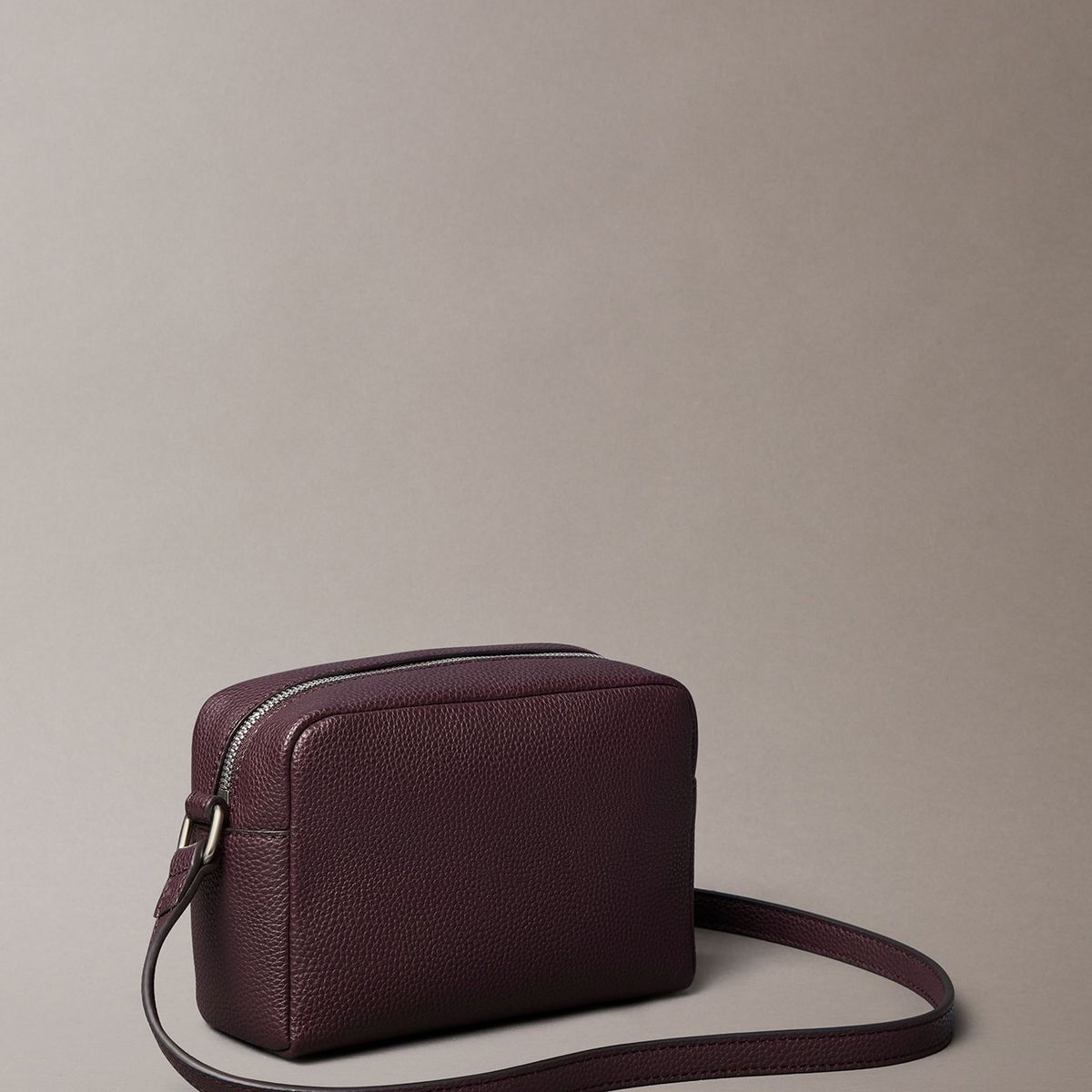CALVIN KLEIN - Bandolera Archive