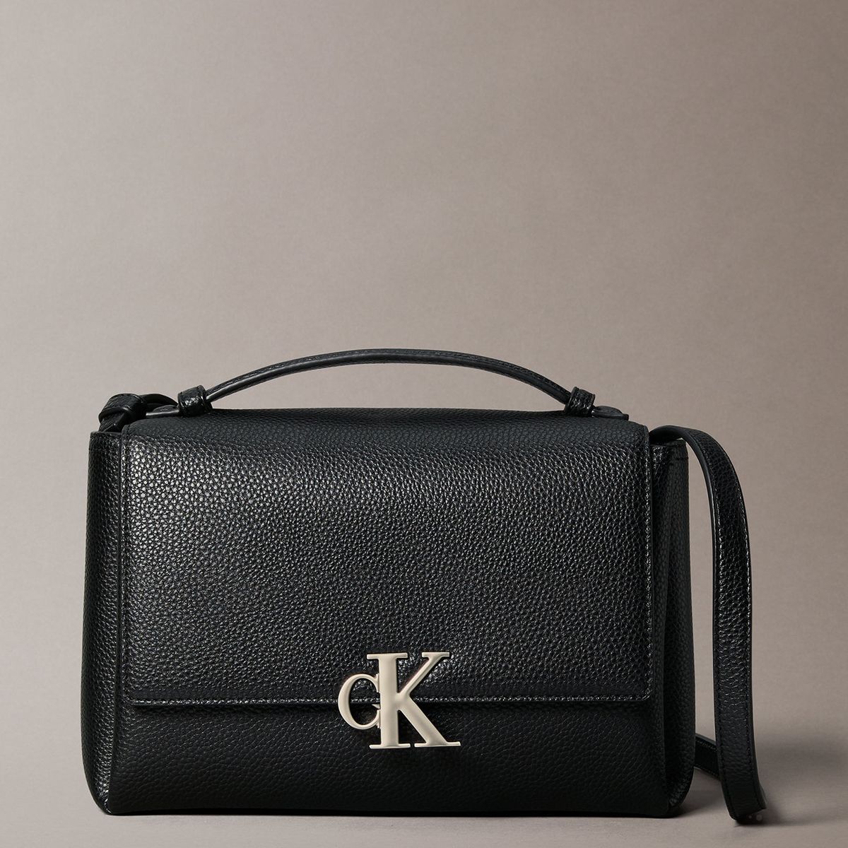 CALVIN KLEIN - Cartera Plana Archive