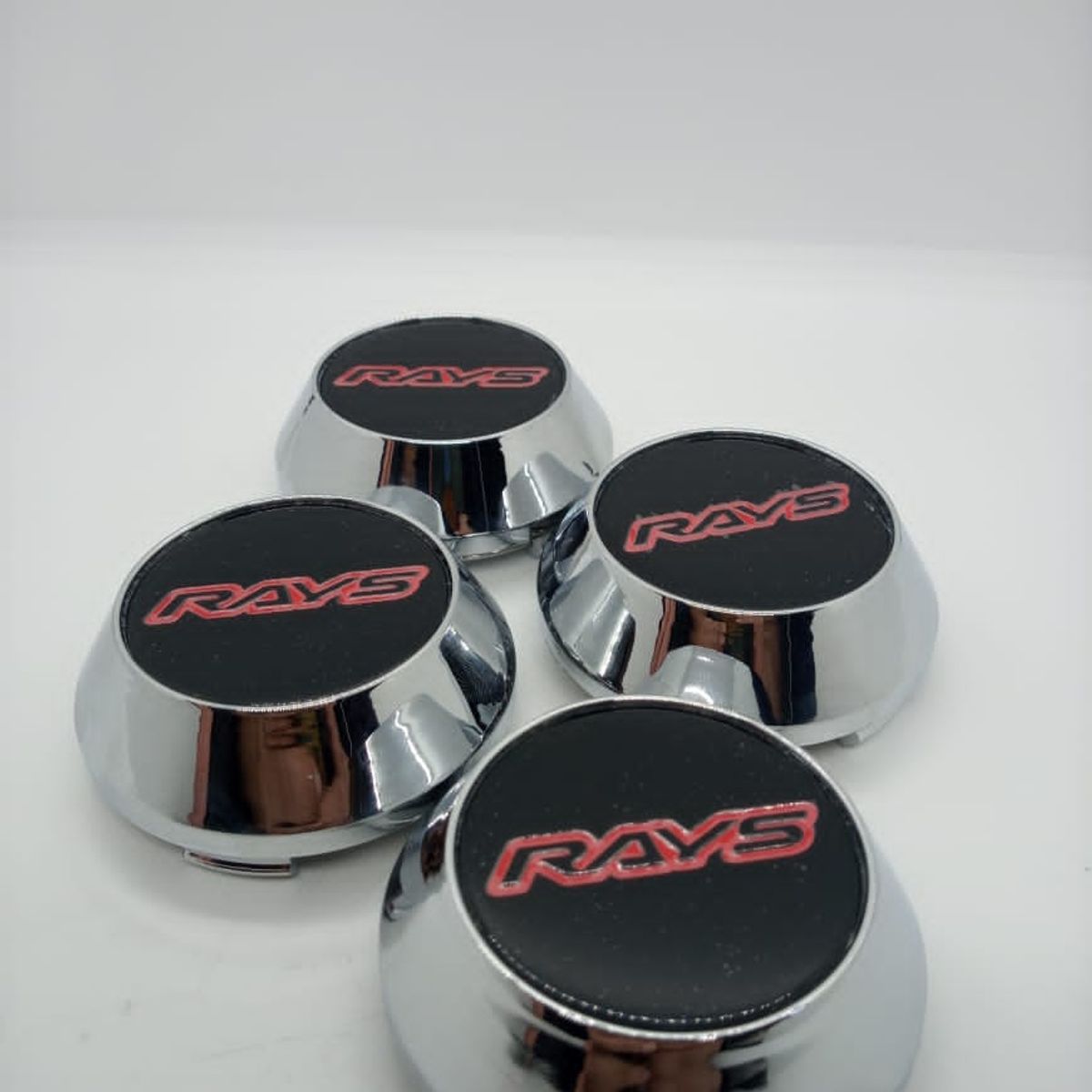 GENERICO - TAPAS CENTRO DE LLANTAS RAYS CÓNICAS TUNING 60MM INTERIOR X 65MM EXTERIOR