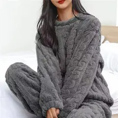 OEM - Pijama Trenzada Cálida Unisex Talla Standar