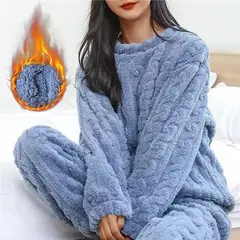 OEM - Pijama Trenzada Cálida Unisex Talla Standar