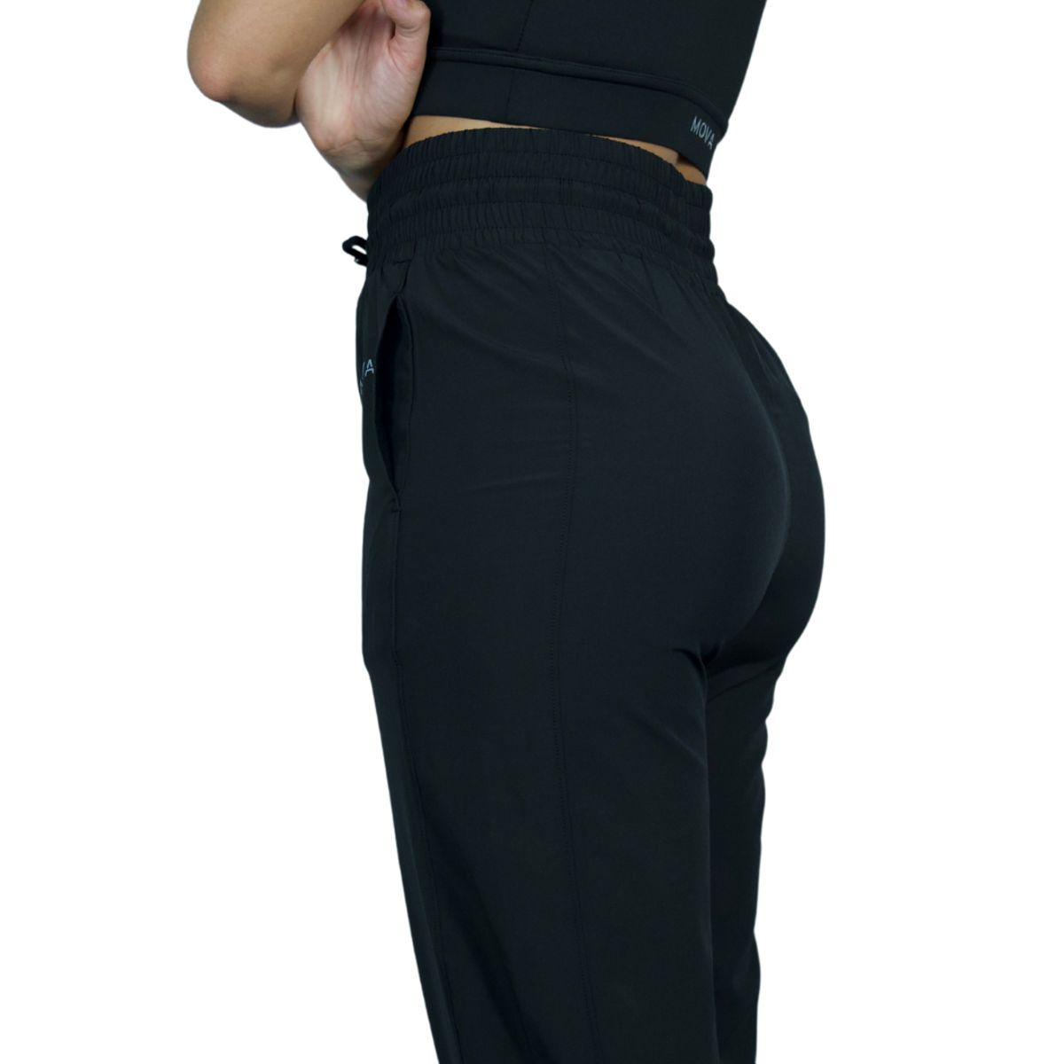 AM ACTIVE MOVA - Buzo Selene Negro