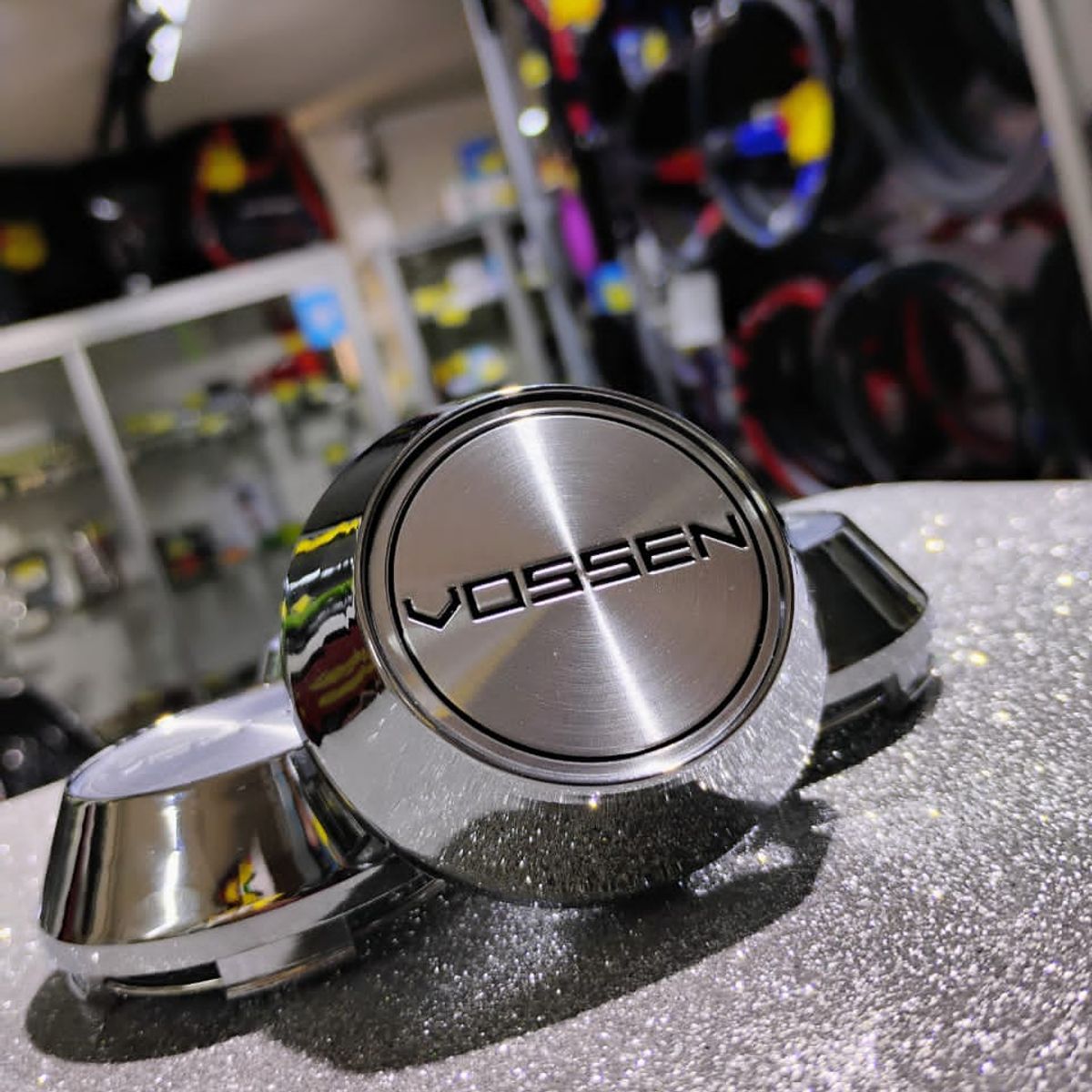 GENERICO - TAPAS CENTRO DE LLANTAS CÓNICAS 58MM INTERIOR X 60MM EXTERIOR VOSSEN