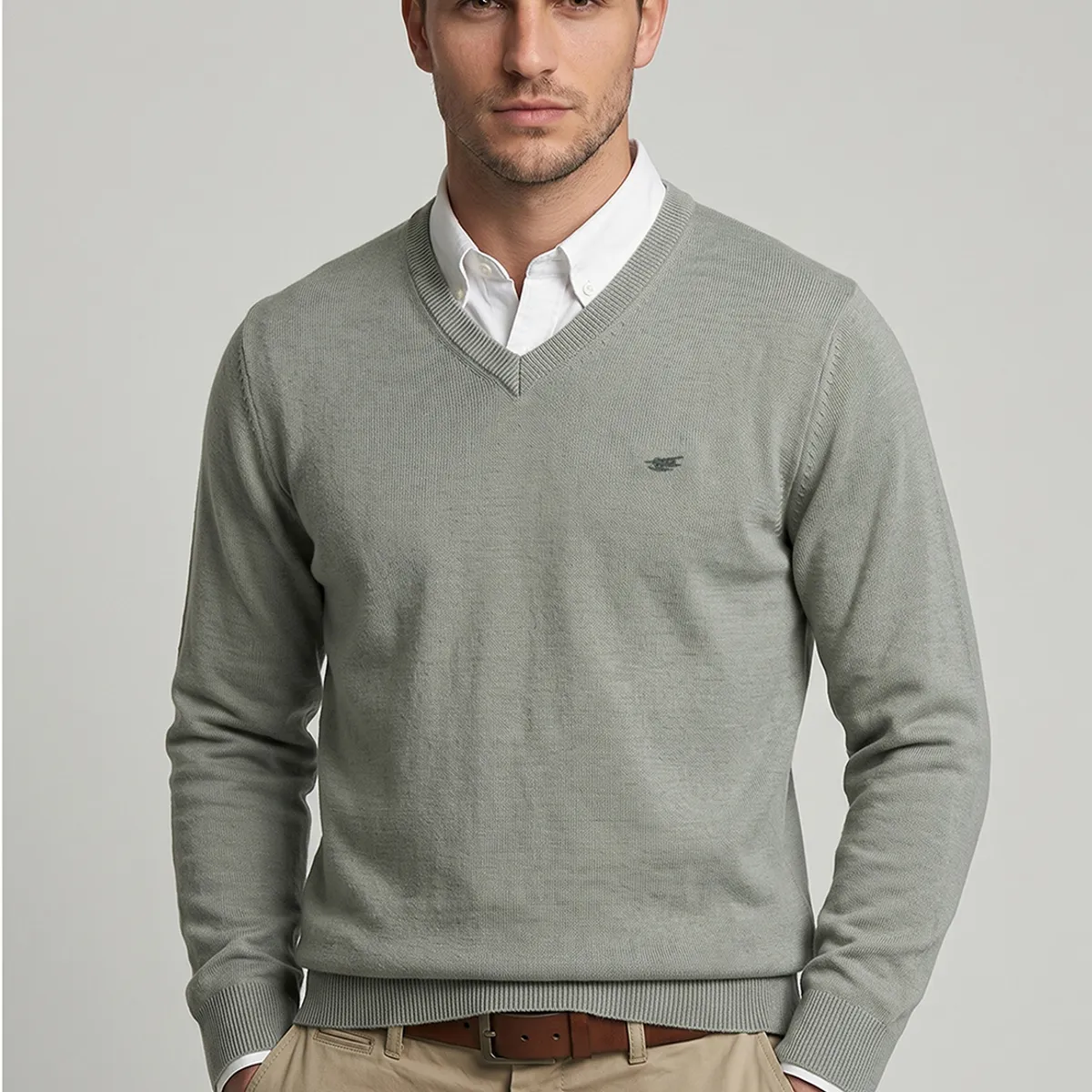 FEROUCH - Sweater Arizona V-Neck Solido Salvia Ferouch