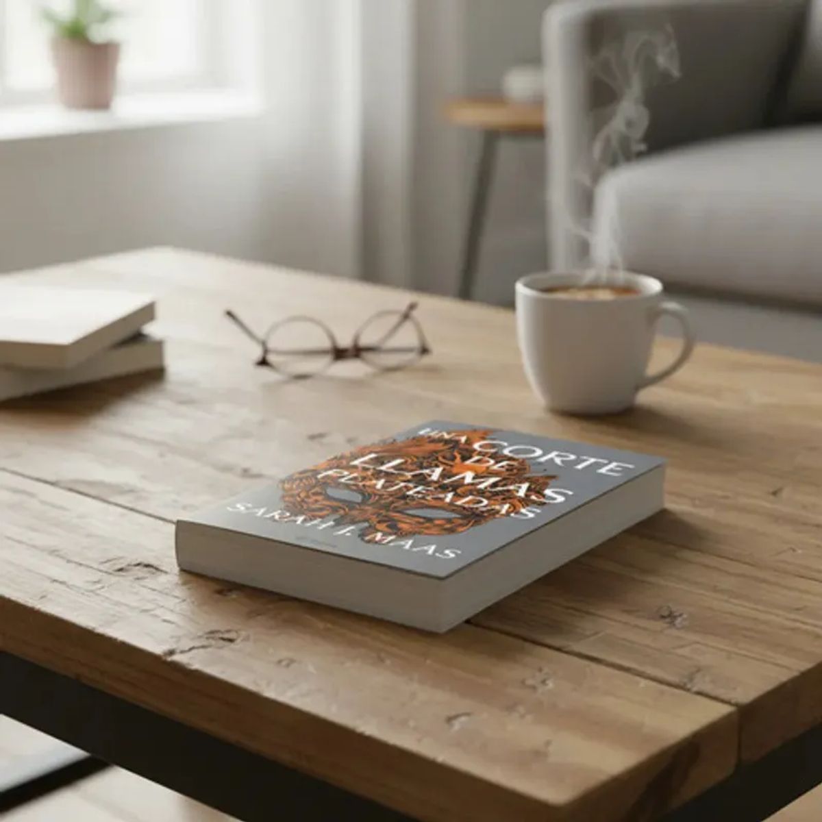 PLANETA - Una Corte De Llamas Plateadas  Sarah J. Maas