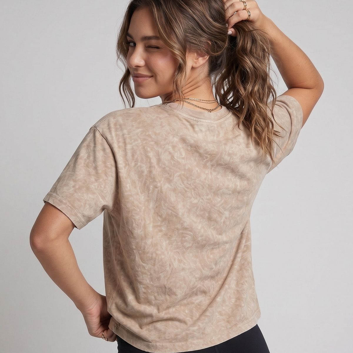 DEXUZ - Polera Mujer Bratz - Look Retro Gym Prelavada Sport