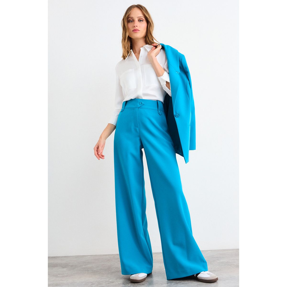 IO - Pantalon Liso Mujer Celeste Io