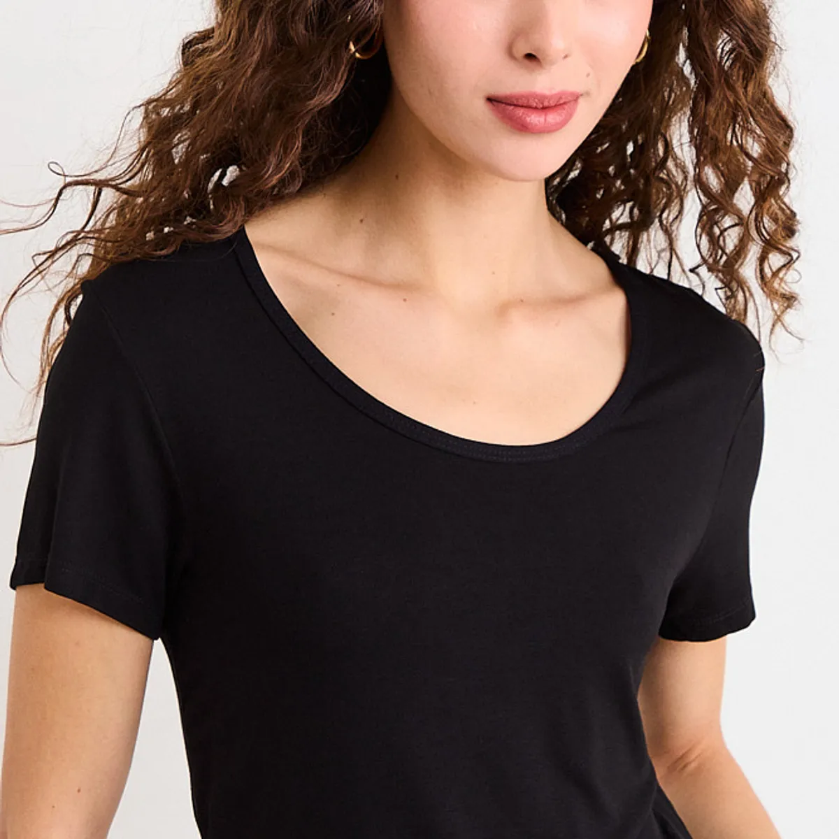 IO - Polera Lisa Mujer Negro Io