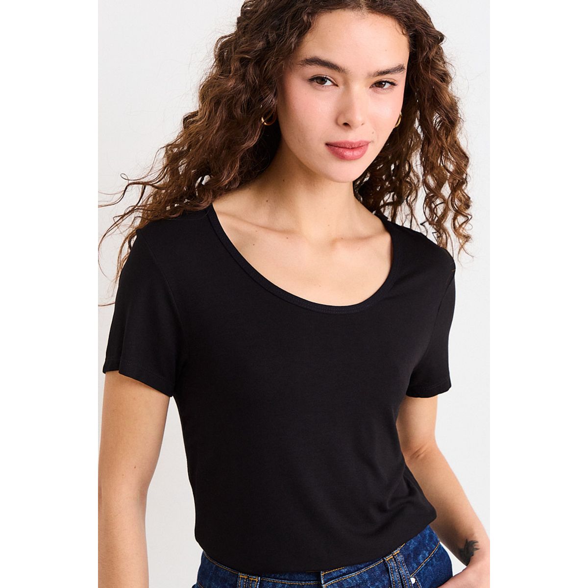 IO - Polera Lisa Mujer Negro Io