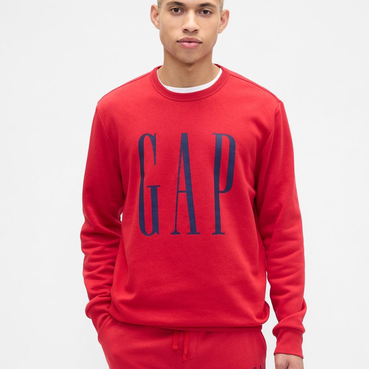 GAP - Polerón Hombre Gap Sin Gorro Logo Crew Rojo