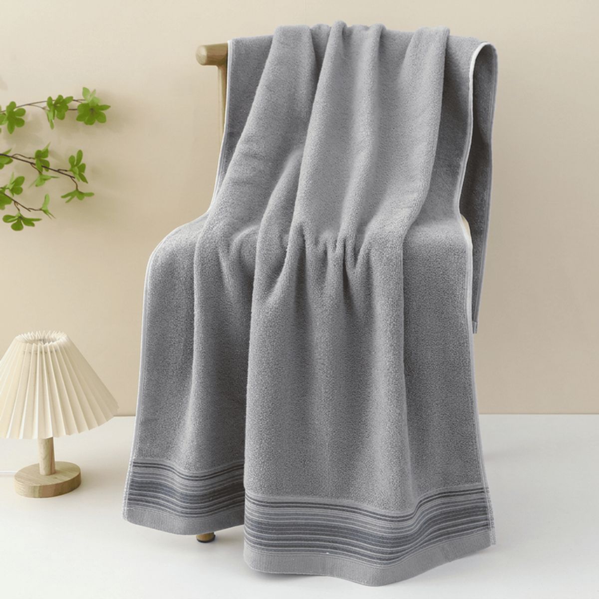 GENERICO - Pack 3 Toallas De Baño 100% Algodón Bordadas Cuerpo Y Manos Gris