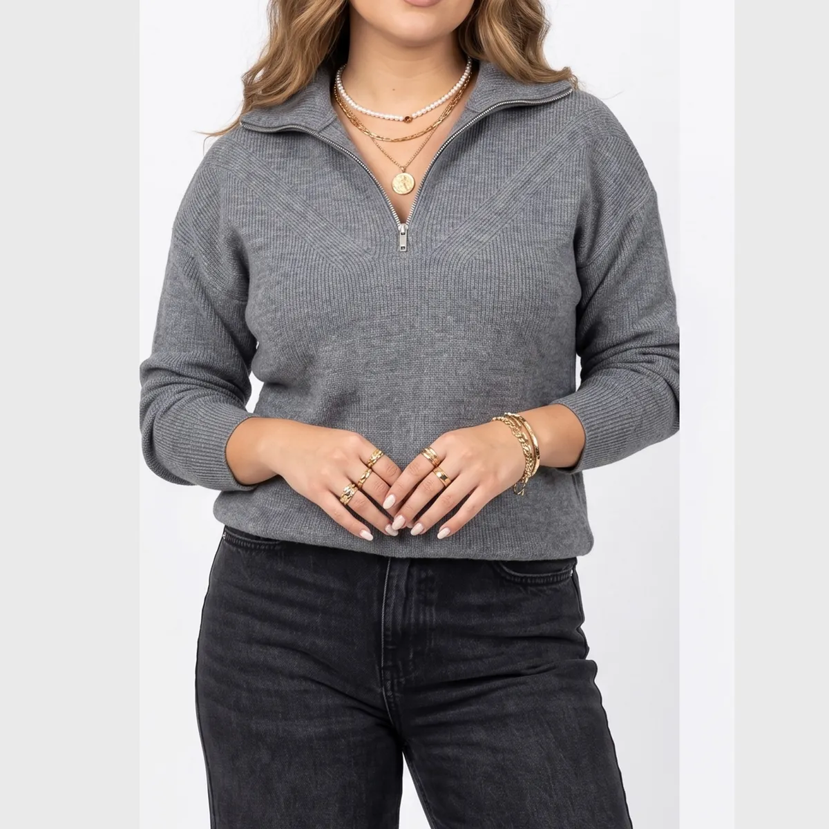 HIPSY SWIMWEAR - Sweater Tejido con Medio Cierre Metálico y Cuello Alto