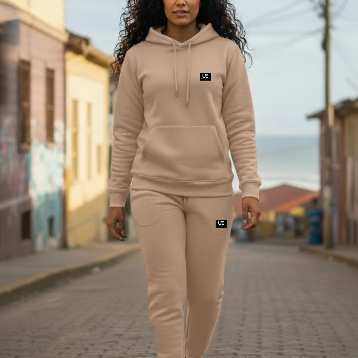 URBAN ESSENTIAL - BUZO - SWEATSUIT WOMAN COLLECTION