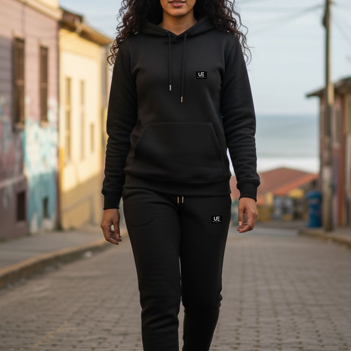 URBAN ESSENTIAL - BUZO - SWEATSUIT WOMAN COLLECTION