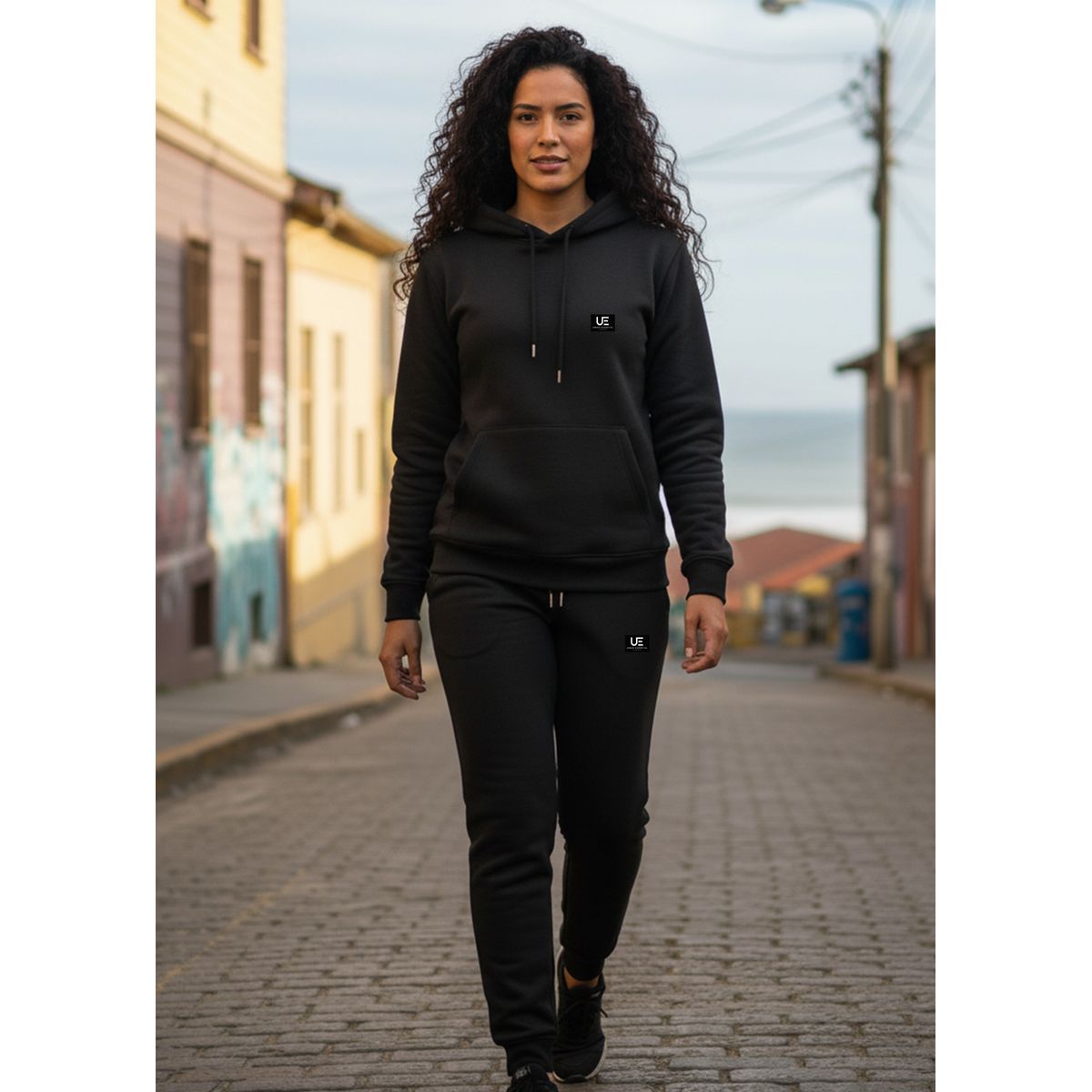 URBAN ESSENTIAL - BUZO - SWEATSUIT WOMAN COLLECTION
