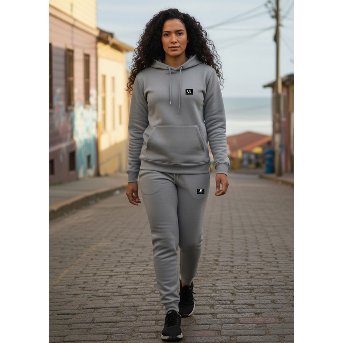 URBAN ESSENTIAL - BUZO - SWEATSUIT WOMAN COLLECTION