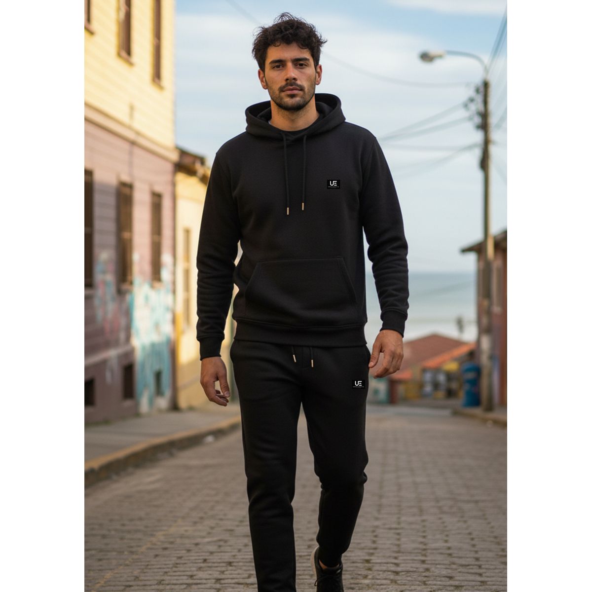 URBAN ESSENTIAL - BUZO - SWEATSUIT MAN COLLECTION