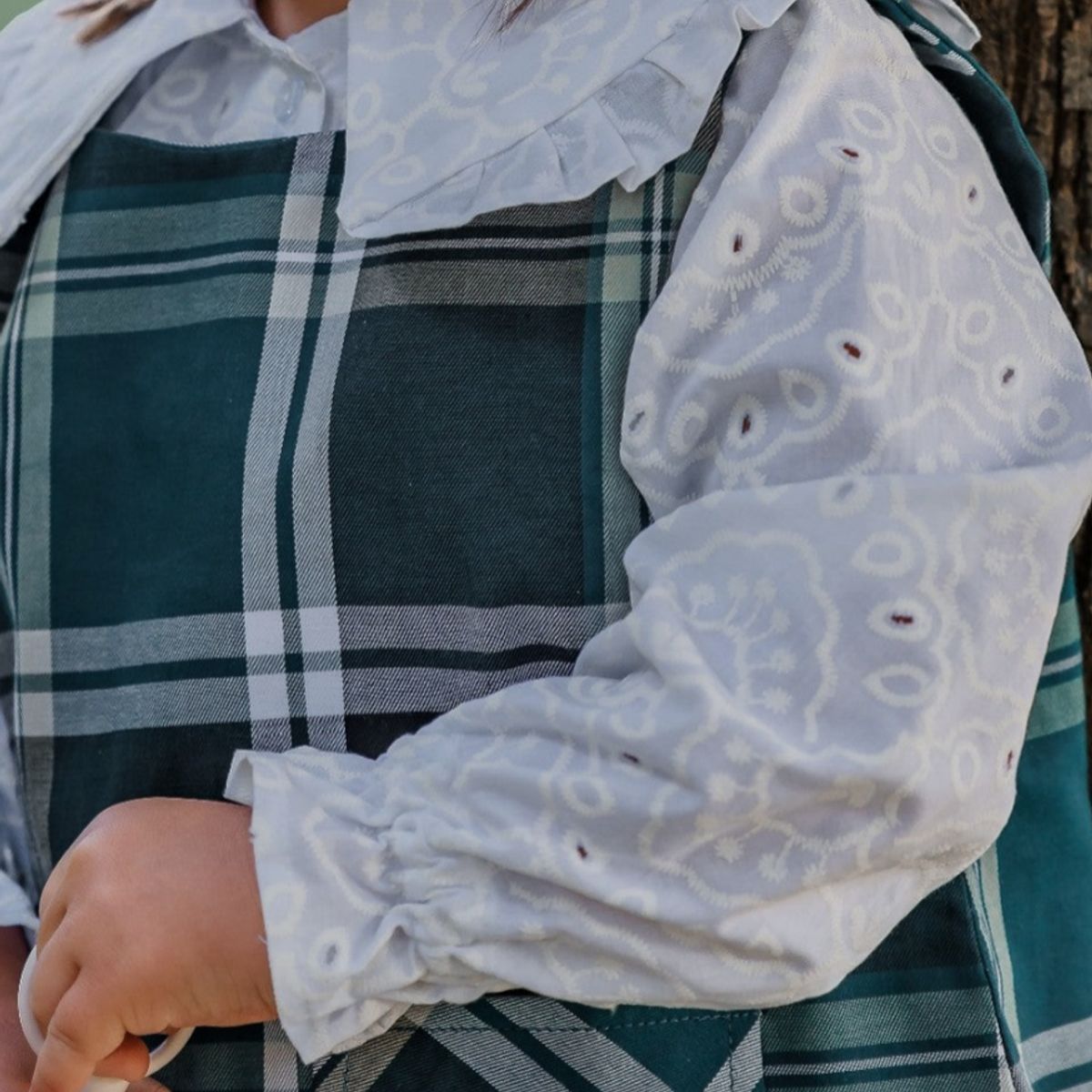 KIDS BOUTIQUE GUNGURU - Blusa Isabella, infantil, cuello peter pan, mangas englobadas, texturizada, blanca