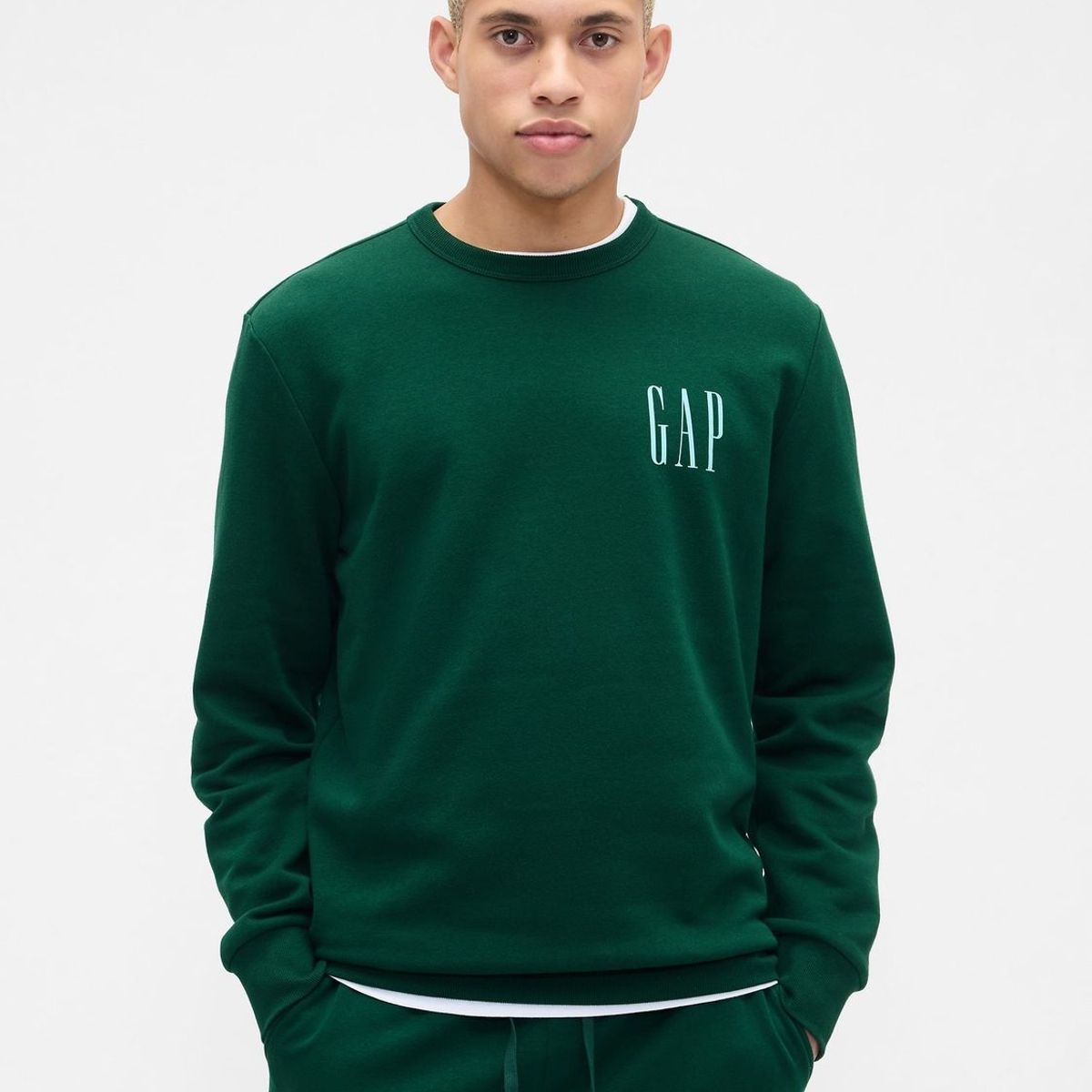 GAP - Polerón Hombre Gap Sin Gorro Logo Crew Verde