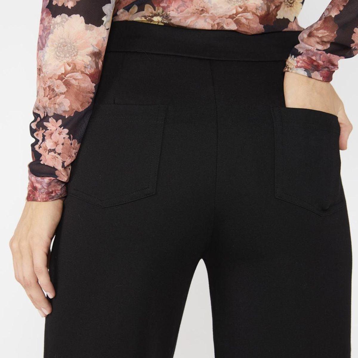 ECLIPSE - Pantalón Justina Negro