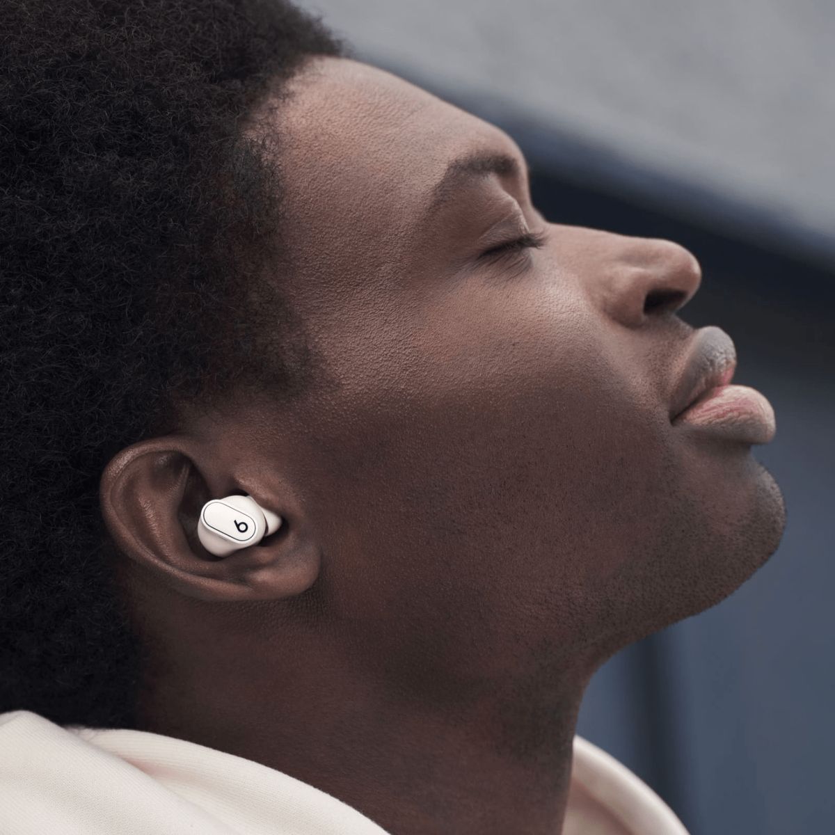 BEATS - Audífonos Inalámbricos Beats Solo Buds Earbuds Marfil