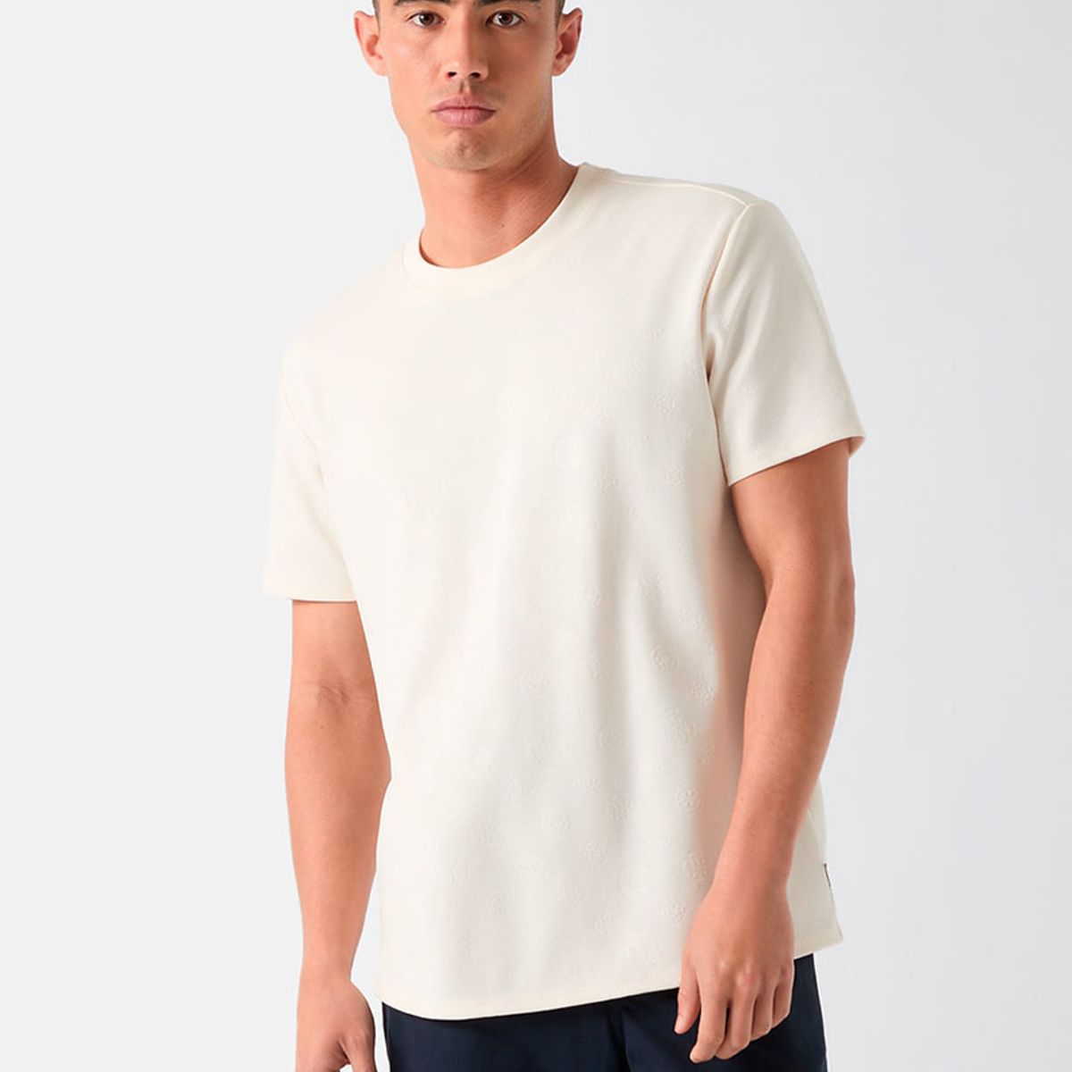 GUESS - Polera Nico Embossed Knit Ss Crew