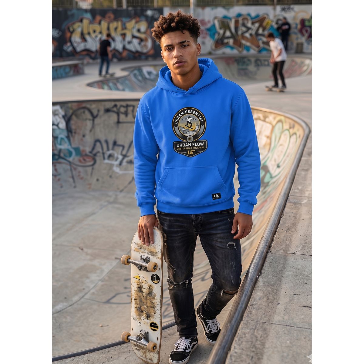 URBAN ESSENTIAL - POLERON CANGURO - UNSTOPPABLE PROGRESS