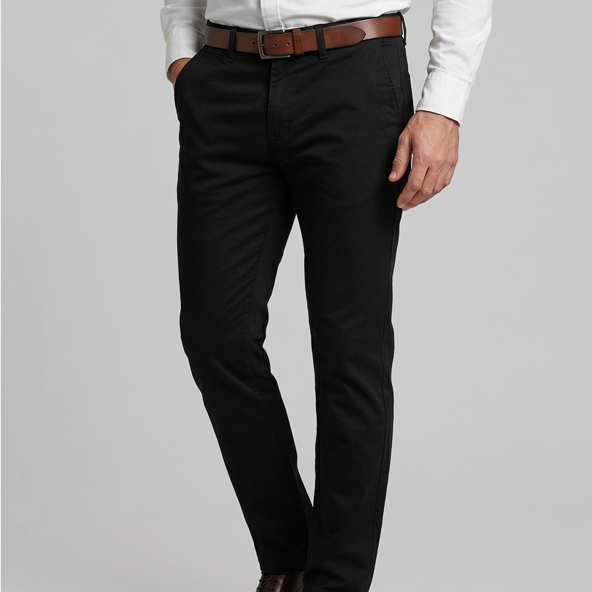 FEROUCH - Pantalón Chicago Regular L-31 Black Ferouch