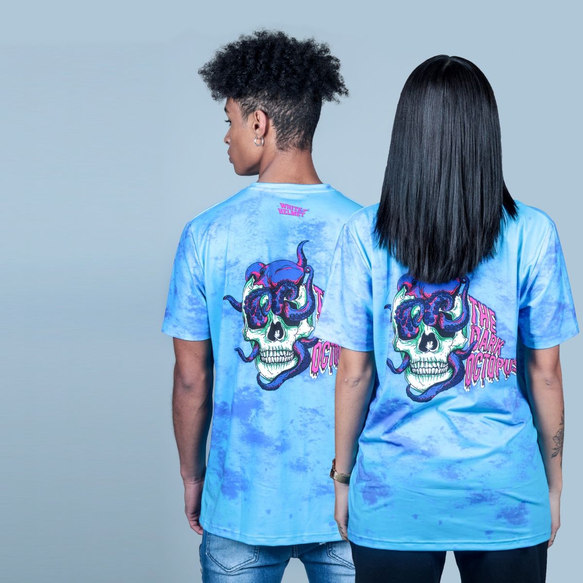 WHITE HELMET - Polera Dark Octopus