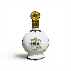 GENERICO - Pisco Chileno Campeones del Mundo 40˚ Transparente Doble destilado 700 ml