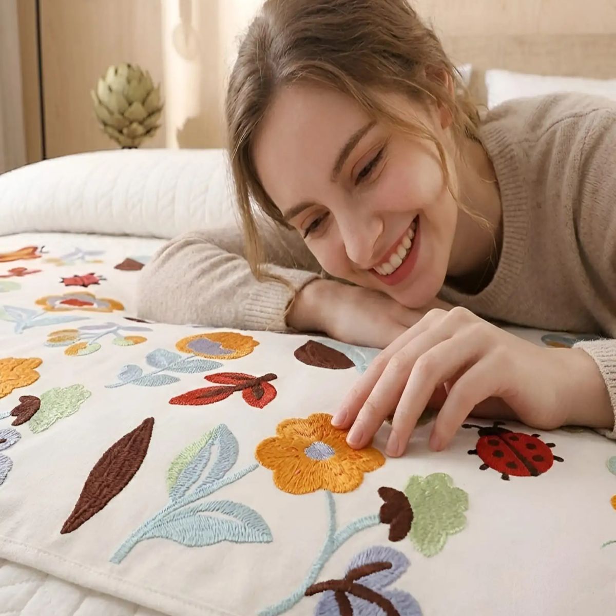 GENERICO - Piecera para Cama con Bordado Decorativo B2