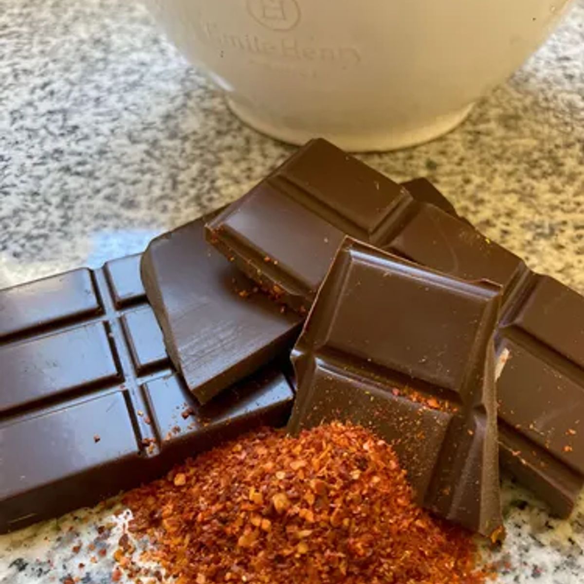 CHOCOLATES QUINTAL - Chocolate Leche Peperonccino 43% Cacao 250g - Quintal