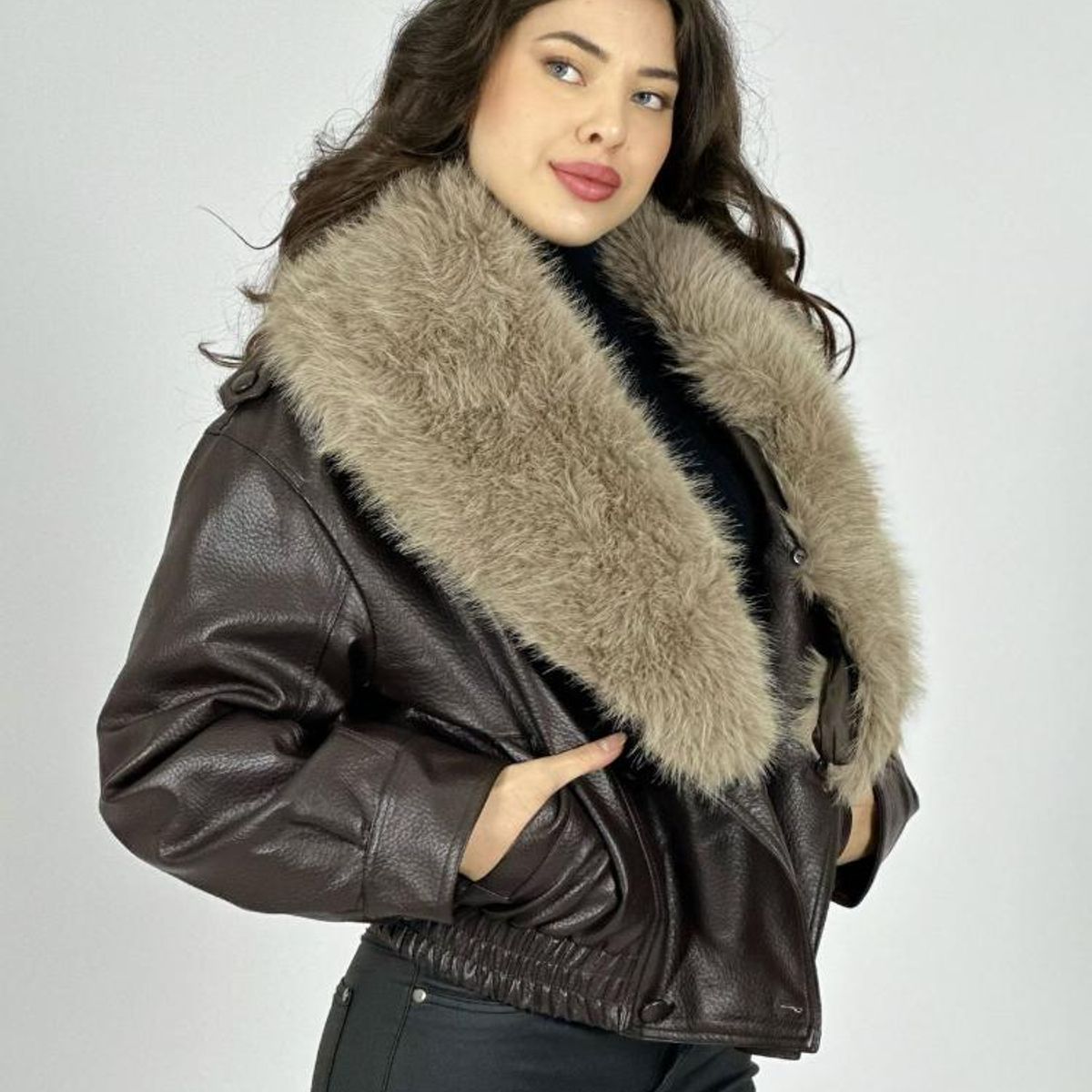 ENIGMATICA BOUTIQUE - Chaqueta Bomber Ecocuero Con Cuello Desmontable