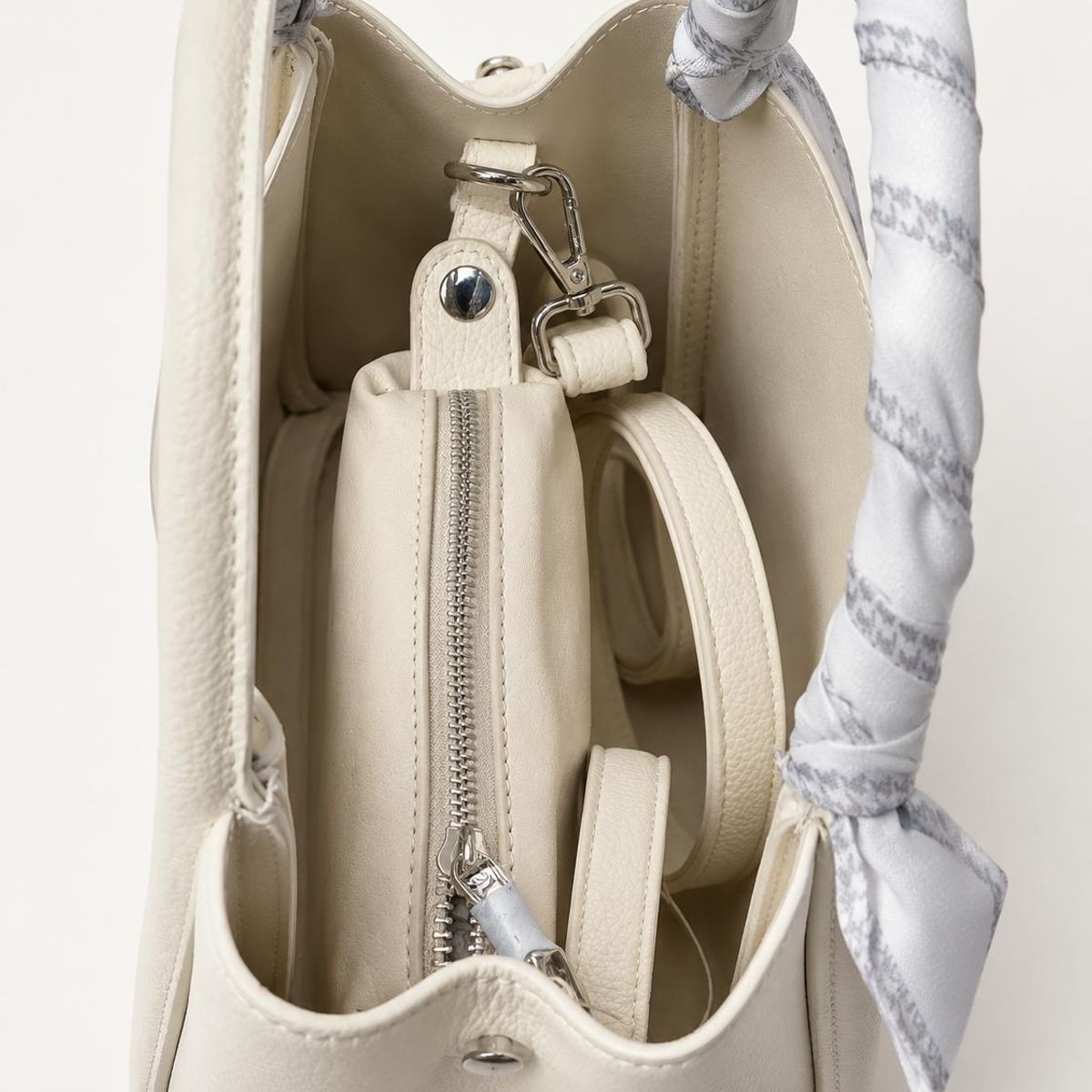 GENERICO - Cartera Blanca Elegante Minimal Chic