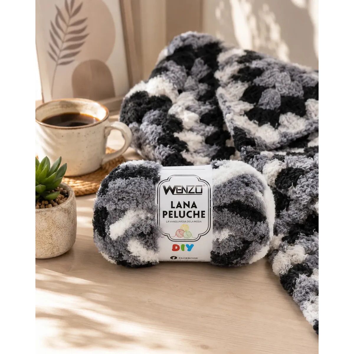 GENERICO - Lana Teddy Jaspeada Blanco Negro 80g Suave Para Tejer