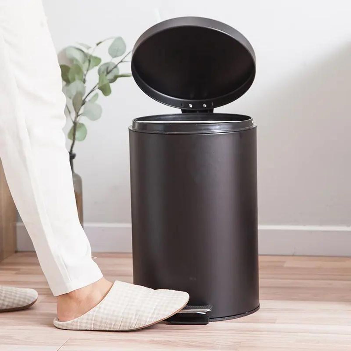 GENERICO - Papelera con pedal 8 litros para oficina y baño