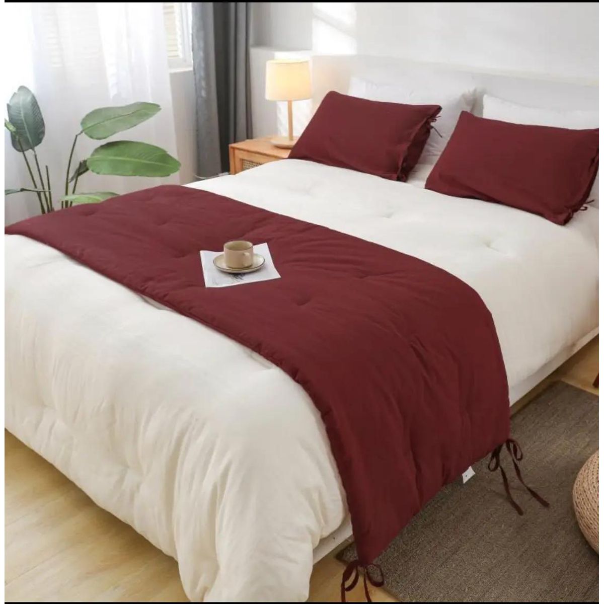 GENERICO - Set de Piecera Burdeos con 2 Fundas de Almohada