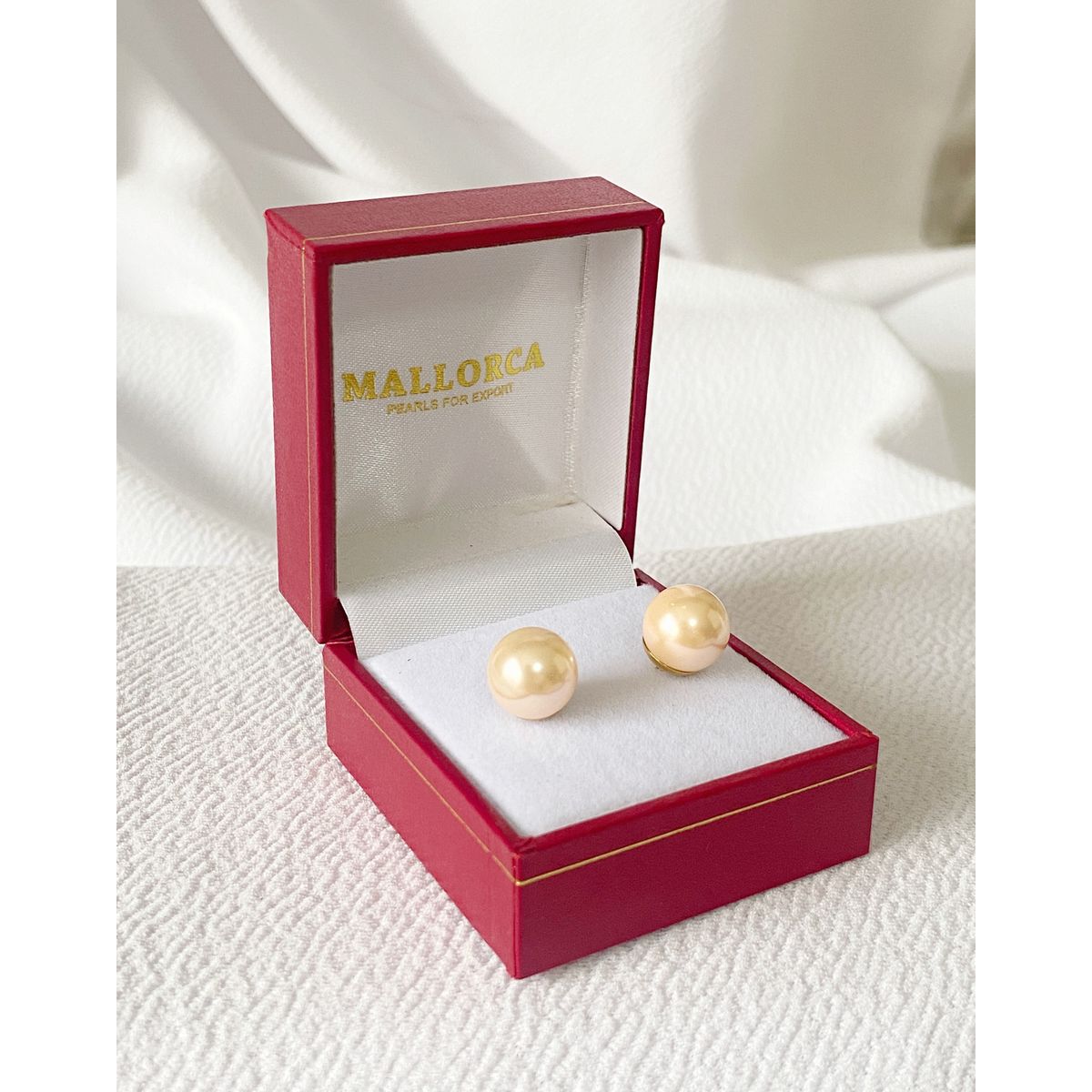 MALLORCA - Aros De Perla Mallorca Clasico Base Enchapada En Oro 18k 10mm