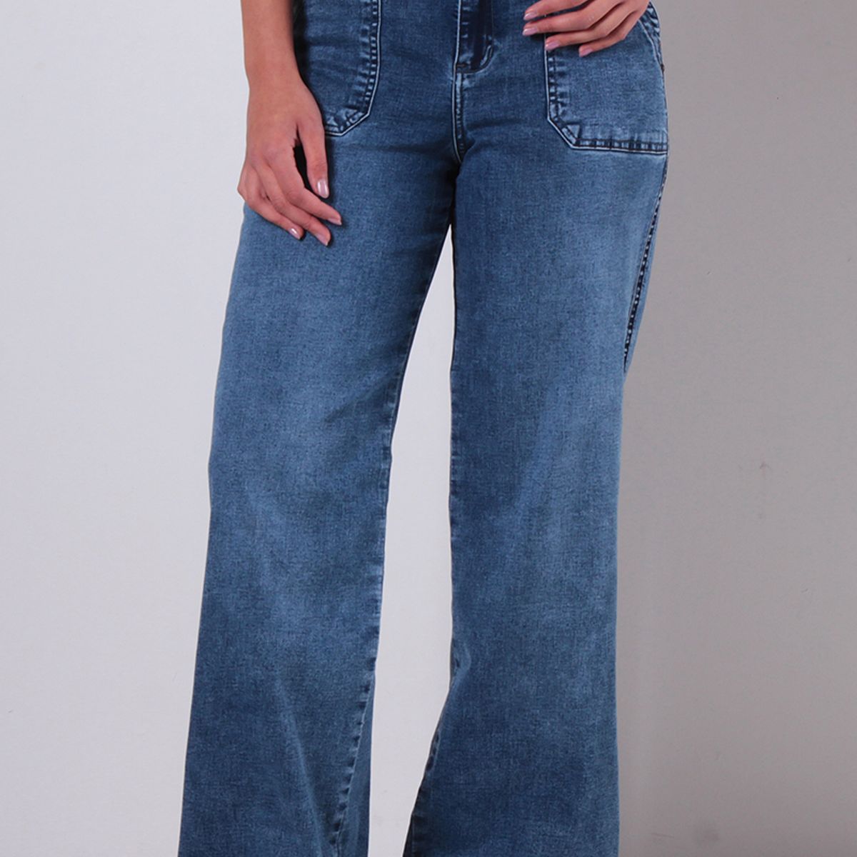 WADOS - JEANS MUJER CARGO RECTO TIRO ALTO PRETINA UN BOTON